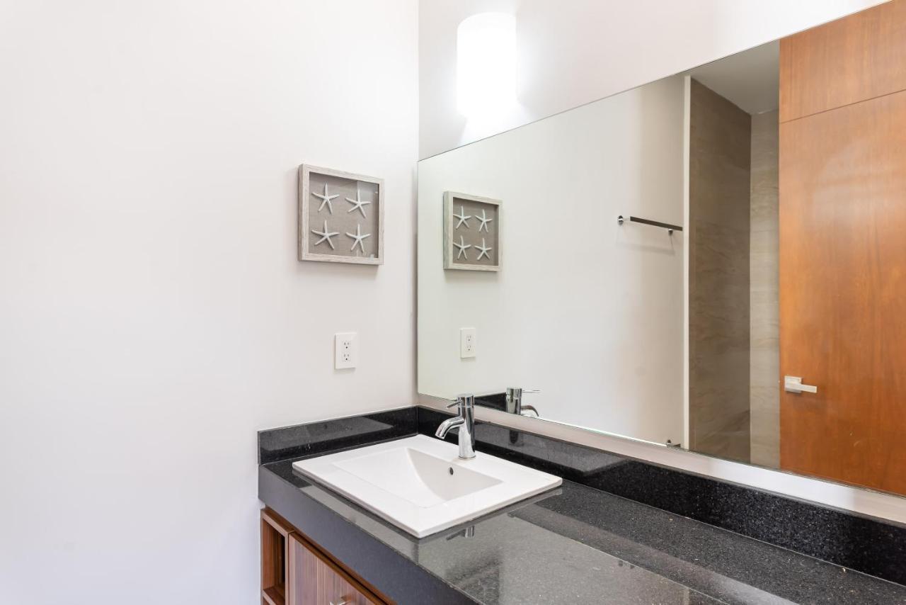 Entire House- 3Br With Private Roof Top Deck Playa del Carmen Exterior foto